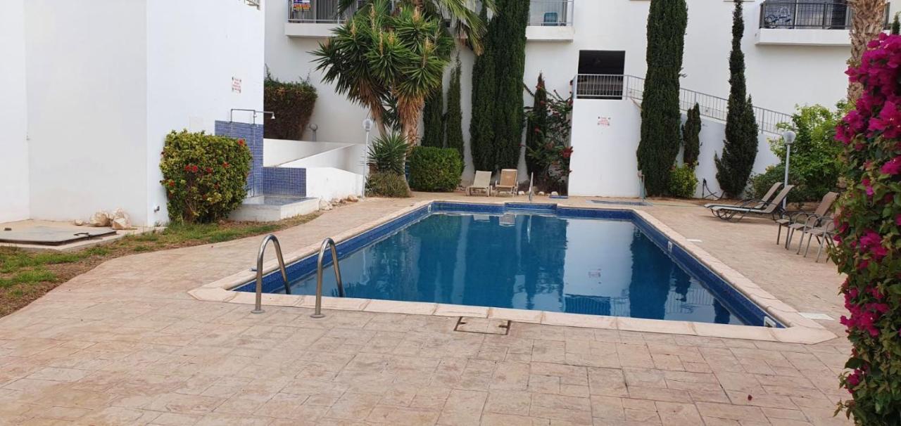 Evros Peyia & Coral Bay Seaview Apartment ภายนอก รูปภาพ