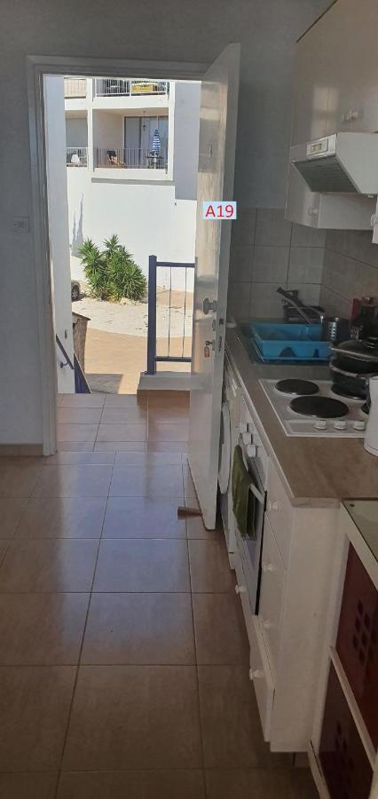 Evros Peyia & Coral Bay Seaview Apartment ภายนอก รูปภาพ