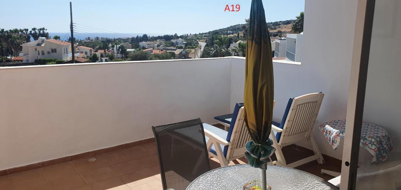 Evros Peyia & Coral Bay Seaview Apartment ภายนอก รูปภาพ