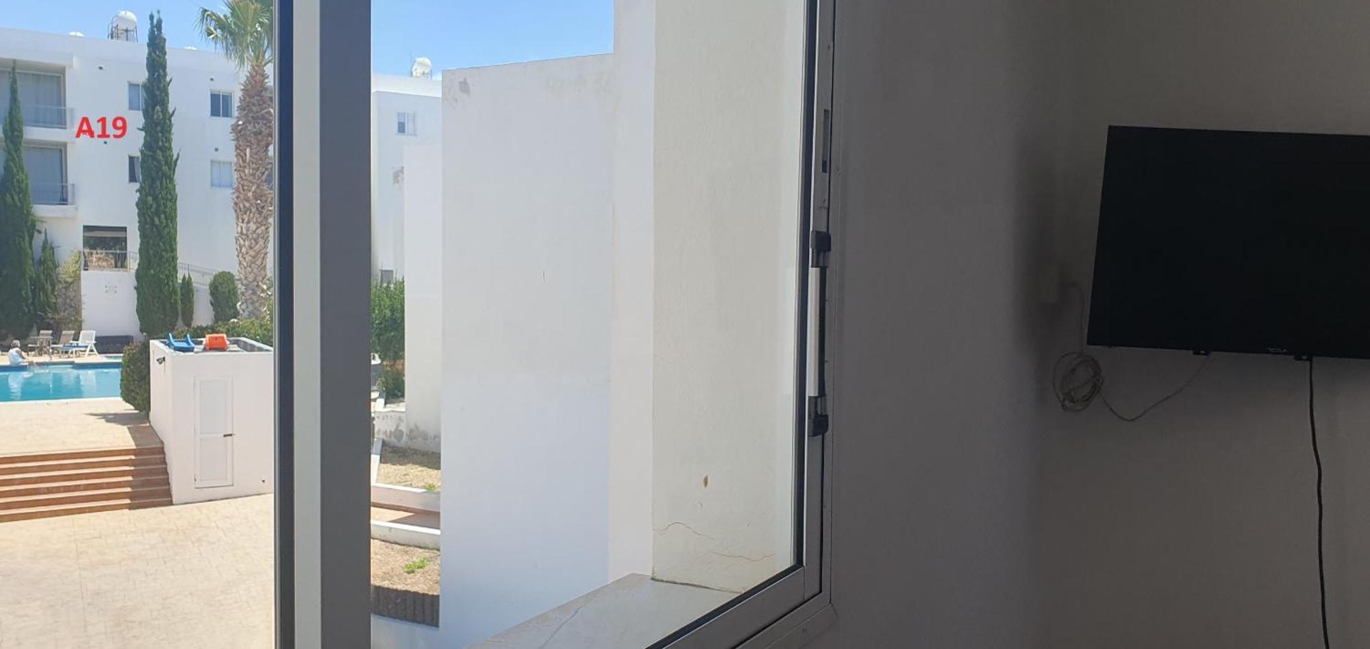 Evros Peyia & Coral Bay Seaview Apartment ภายนอก รูปภาพ