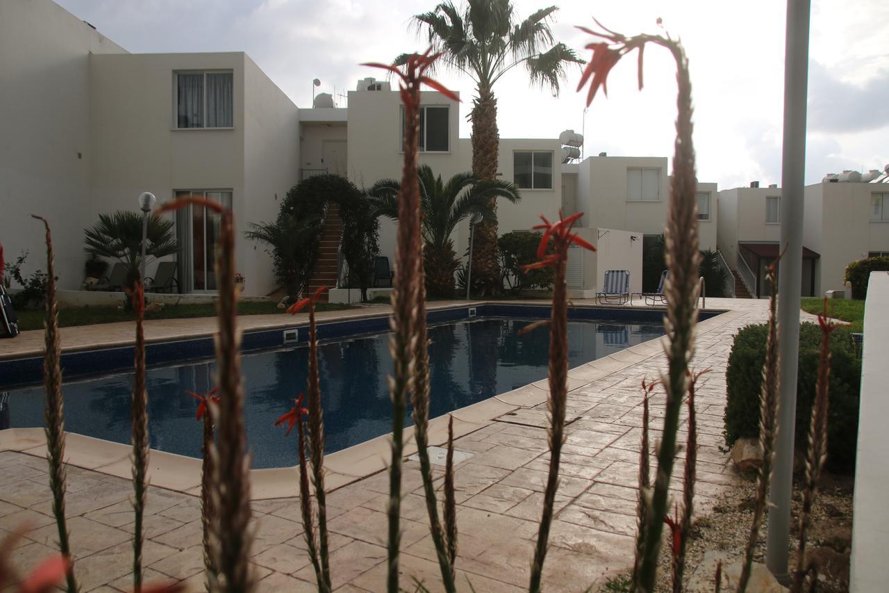 Evros Peyia & Coral Bay Seaview Apartment ภายนอก รูปภาพ