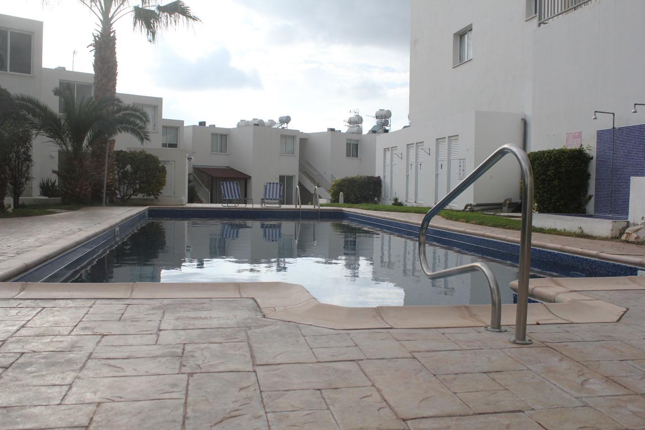 Evros Peyia & Coral Bay Seaview Apartment ภายนอก รูปภาพ